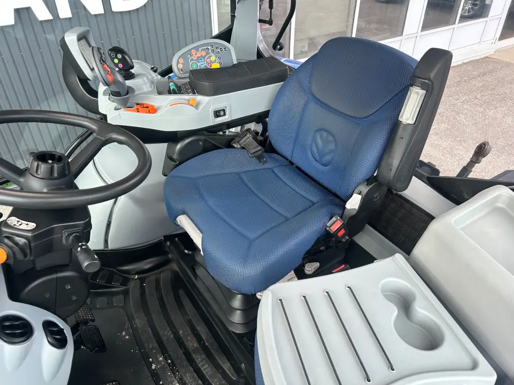 NEW HOLLAND T6.180